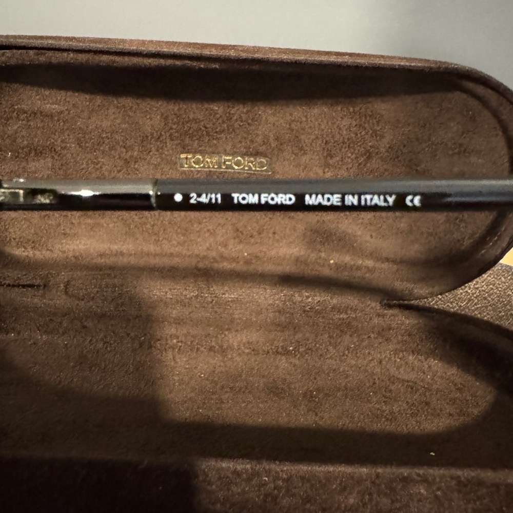 Tom Ford Maximillian TF206 Sunglasses in Color 01T - Picture 3 of 7